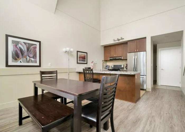 Harrison Lake Pets Welcome-3Br Penthouse Suite